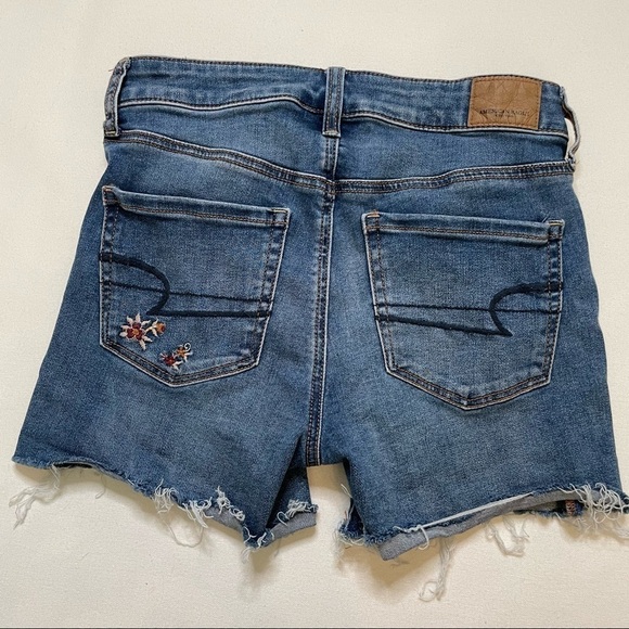 AEO embroidered next level stretch shorts sz 4 - Picture 4 of 12